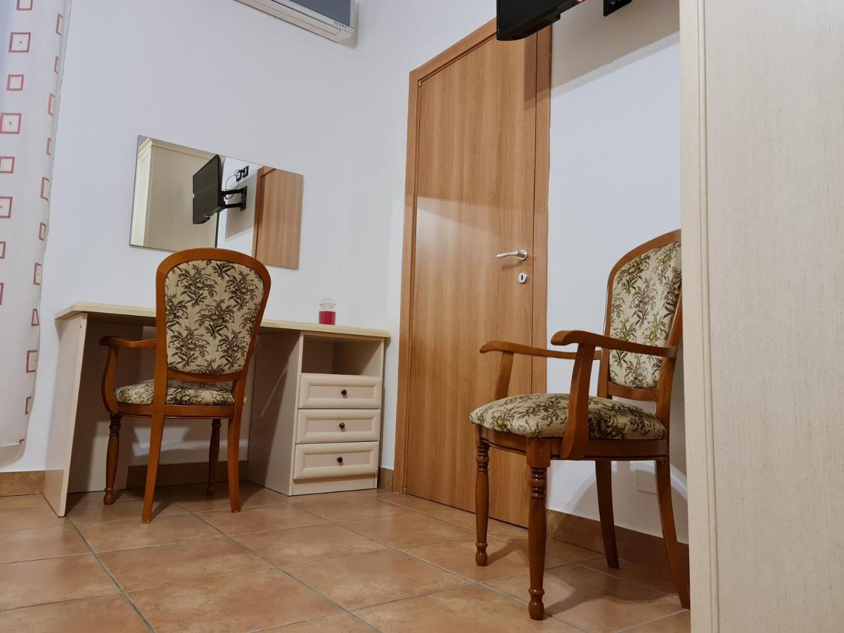 Bed and Breakfast Casale Rurale San Marco Evangelista Екстер'єр фото